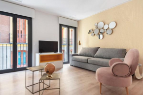 Incredible Design 2 Bedroom Apartment in Centro